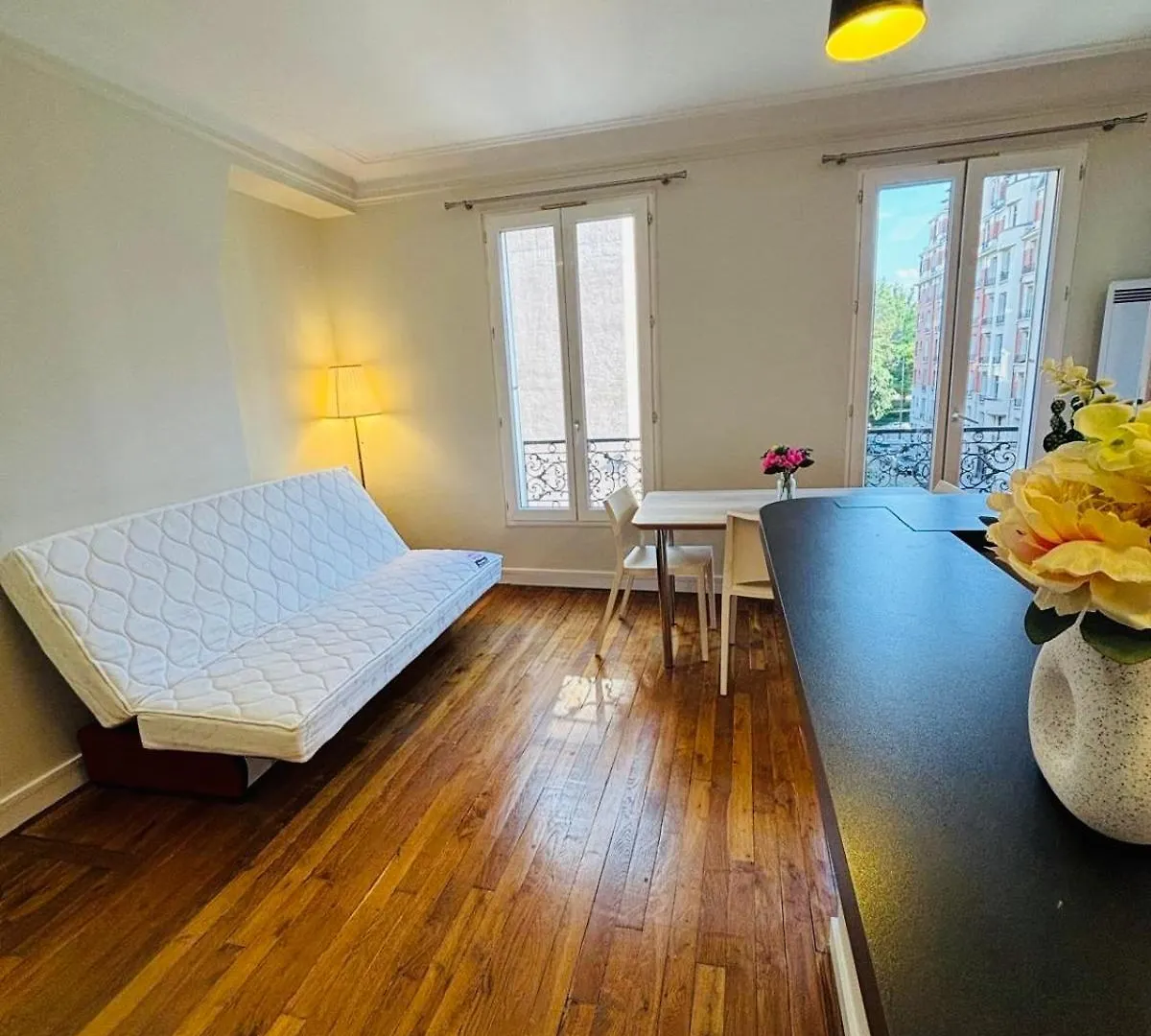 Appartement Commerce Tour Eiffel Paris